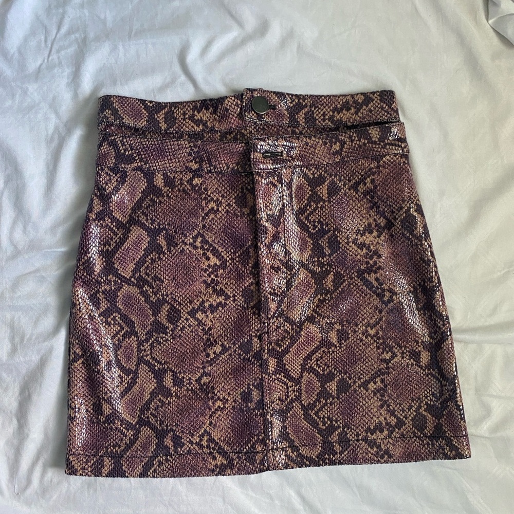 Fashion Nova purple snake print mini skirt